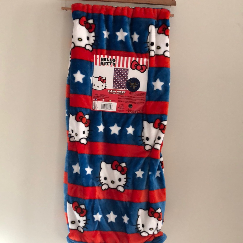 Hello Kitty Patriotic Stripes Throw Blanket with Stars